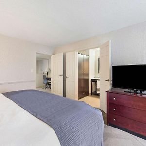 The Blu Hotel Blue Ash Cincinnati, Ascend Hotel Collection